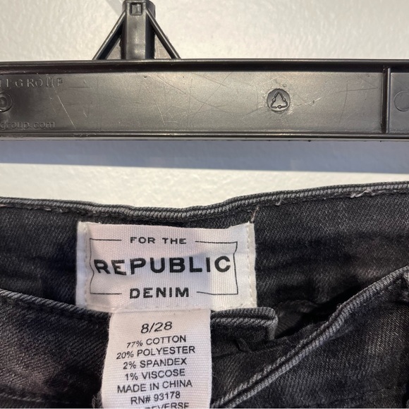 For The Republic Cropped + Flared Denim 8/28 - Picture 2 of 3